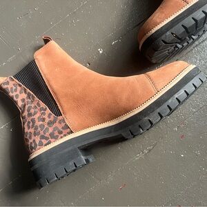 Toms Tan Nubuck Ankle Boots with Leopard Detail